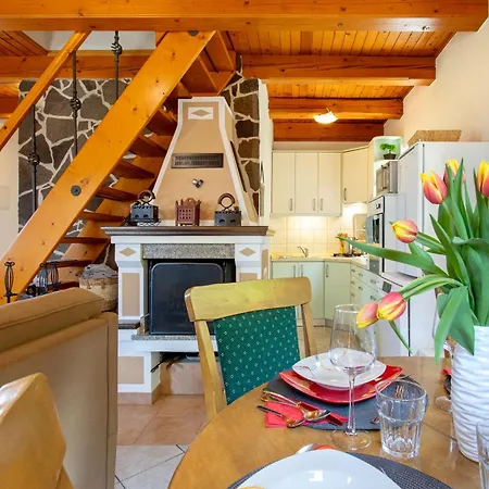 Quiet Family House Butterfly Place Сasa de vacaciones Dob