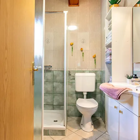 Quiet Family House Butterfly Place * Dob