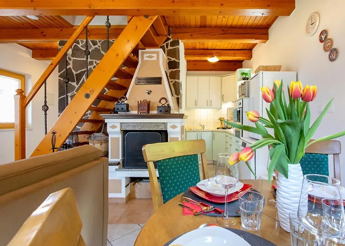 Quiet Family House Butterfly Place Casa vacanze Dob